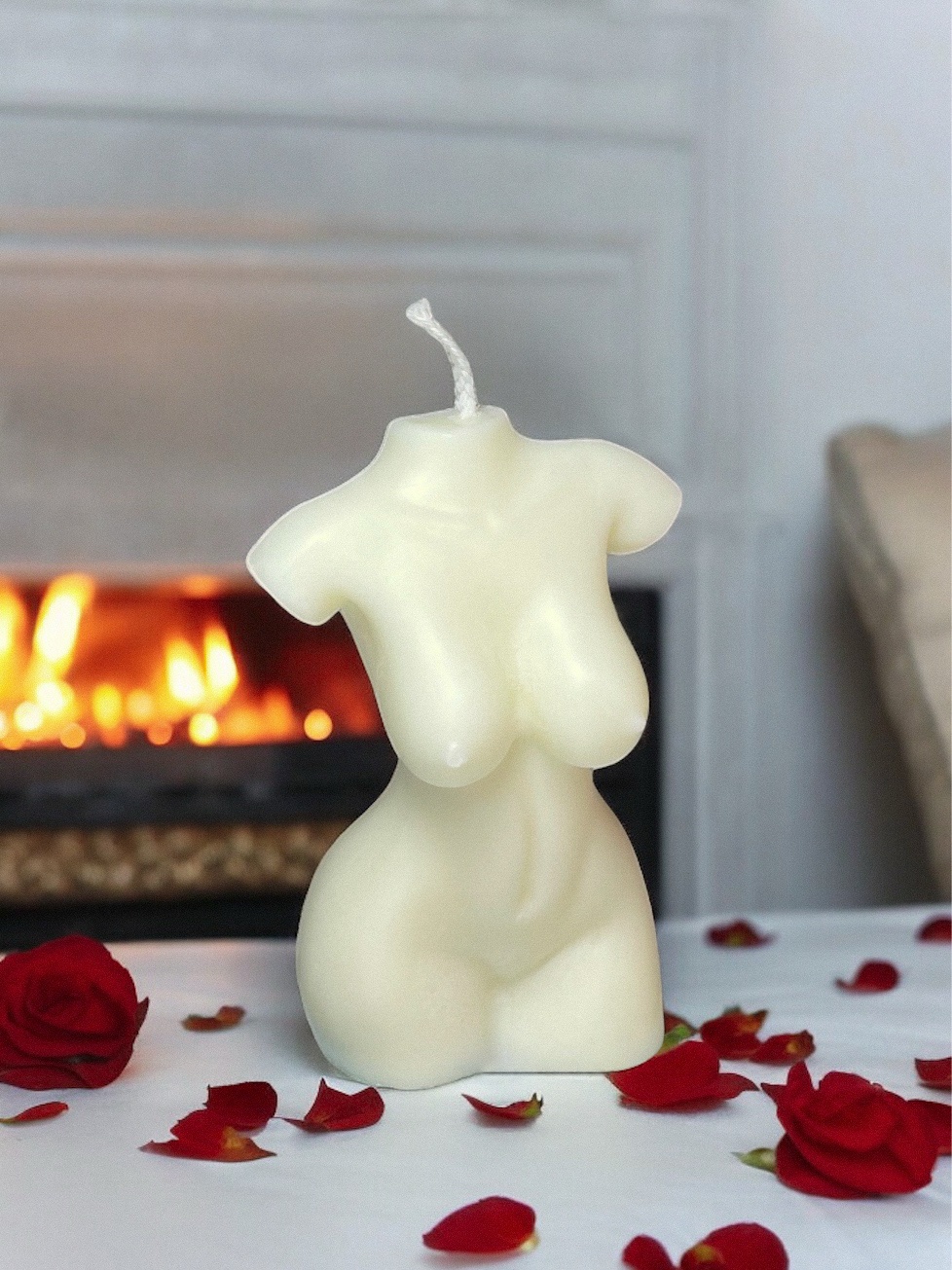 Vela Feminine